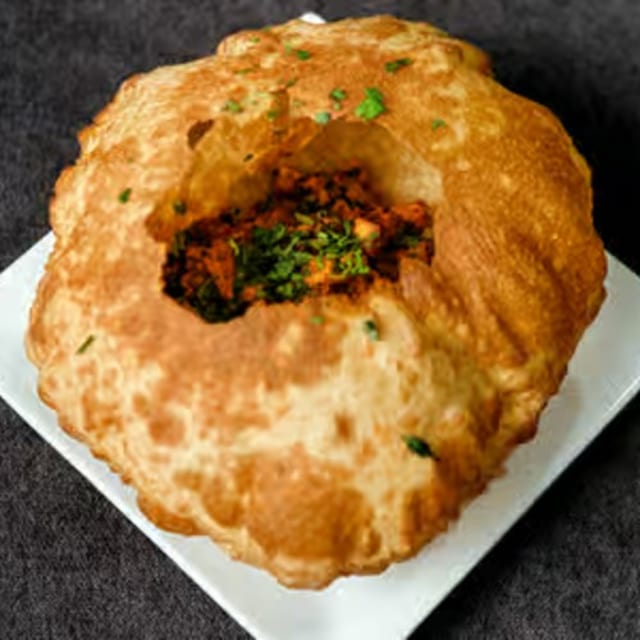 Chicken Tikka Puri.